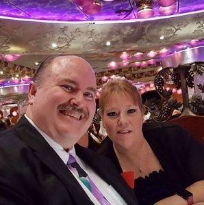 Meet your Posher, Cindy